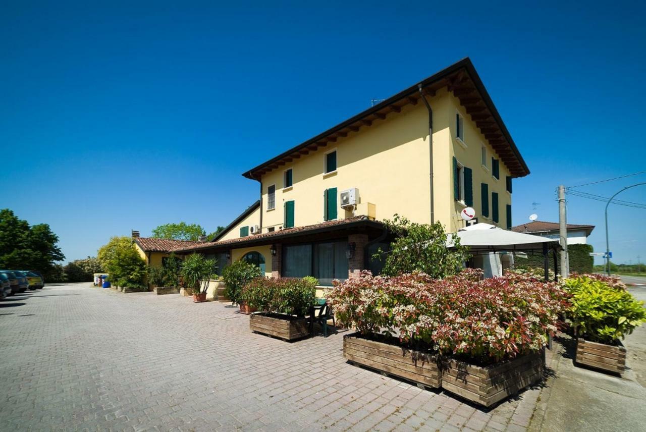 Bed and Breakfast Rifugio San Lorenzo Porto Mantovano Exterior foto